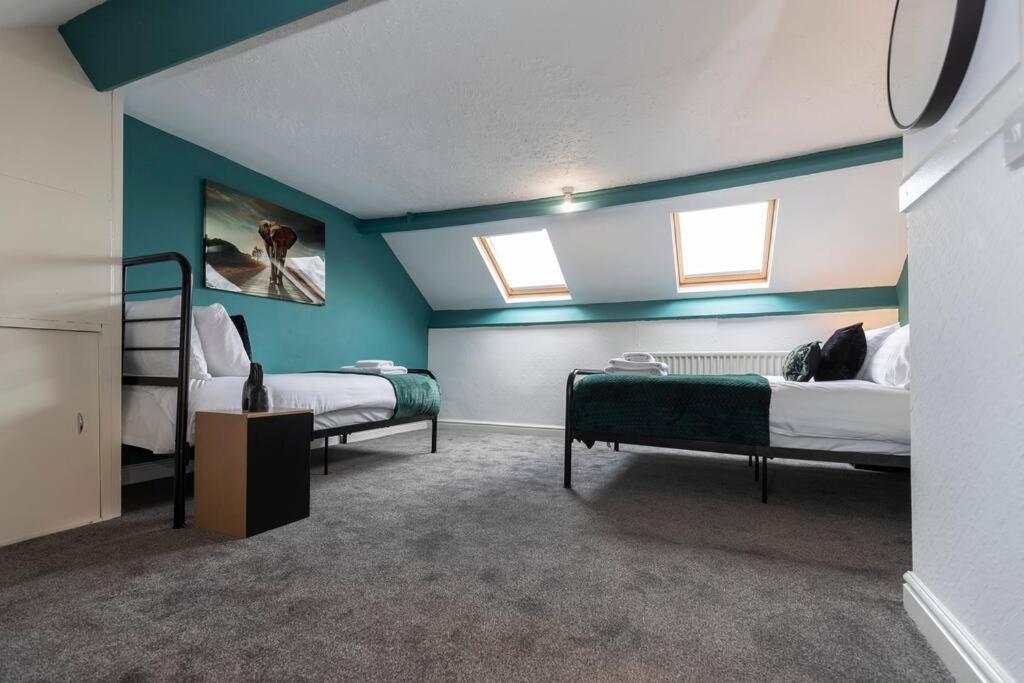 Town Centre & All The Comforts! Guisborough Exterior photo