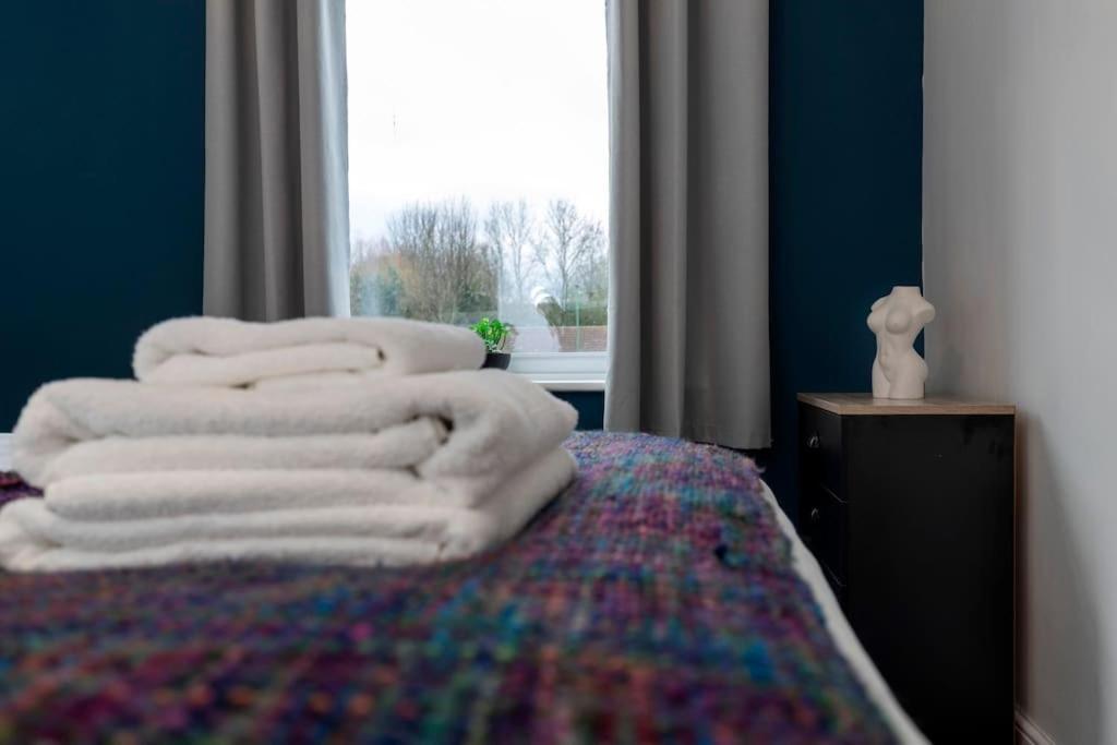 Town Centre & All The Comforts! Guisborough Exterior photo