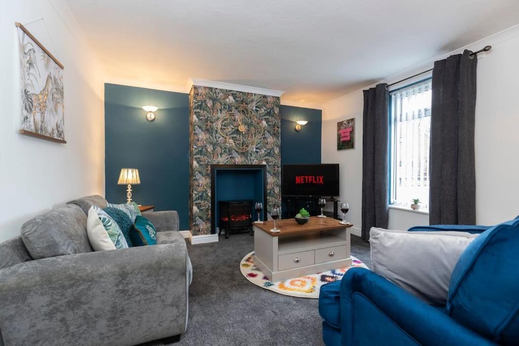Town Centre & All The Comforts! Guisborough Exterior photo